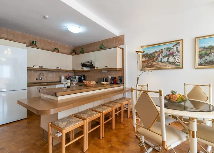 Penthouse Parque Santa Catalina- Ruvimag * 大加那利岛拉斯帕尔马斯